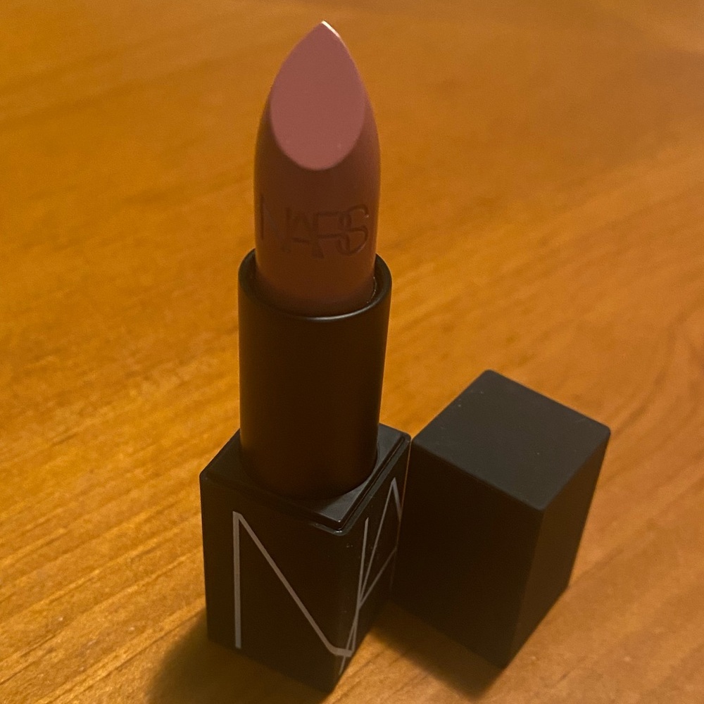NARS Lipstick Dolce Vita 👄 - Picture 4 of 16